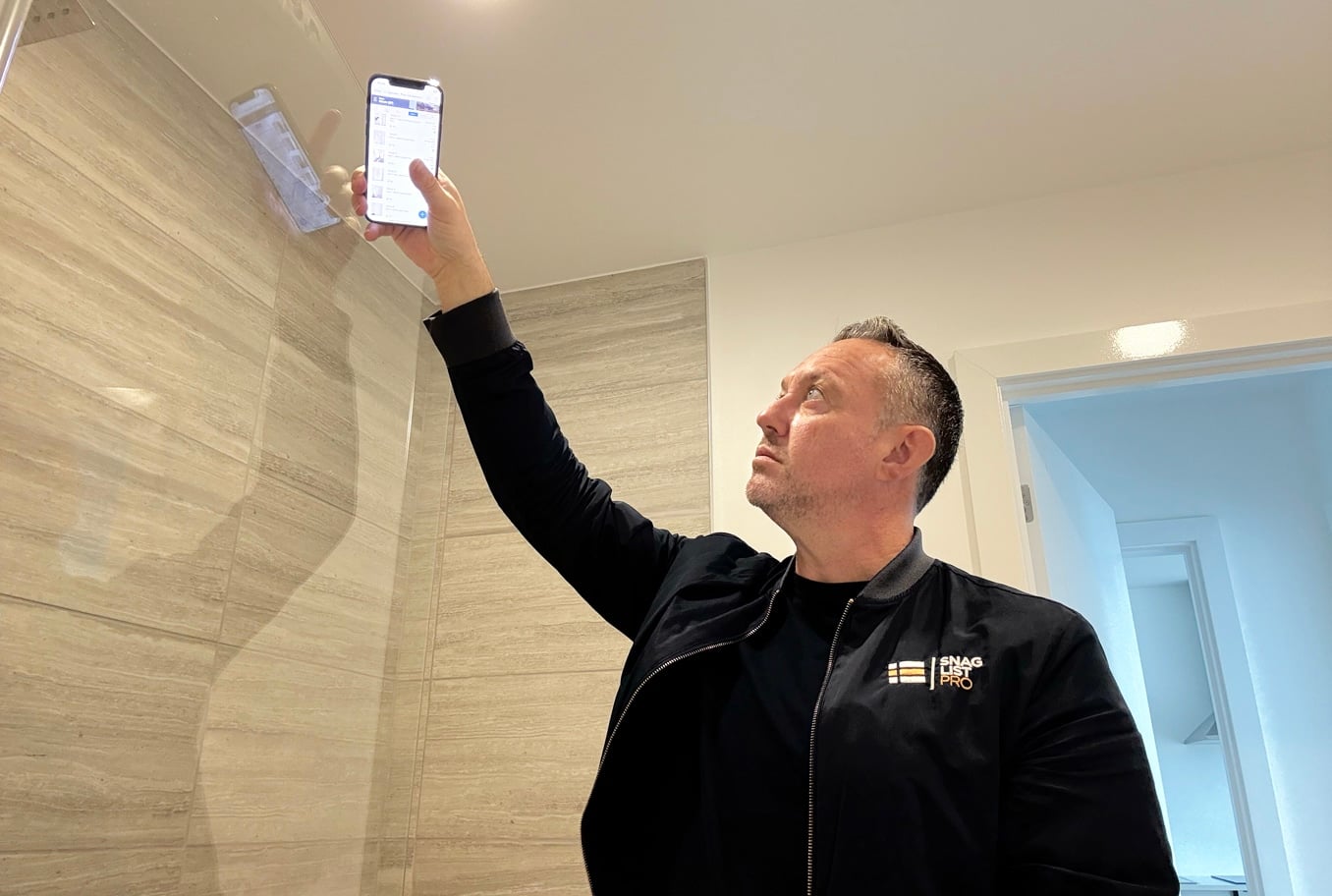 professional snagger professional snagger carrying out a home inspection